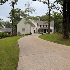 Reliable-Lawn-Care-near-Ole-Miss-campus-in-University-MS 2